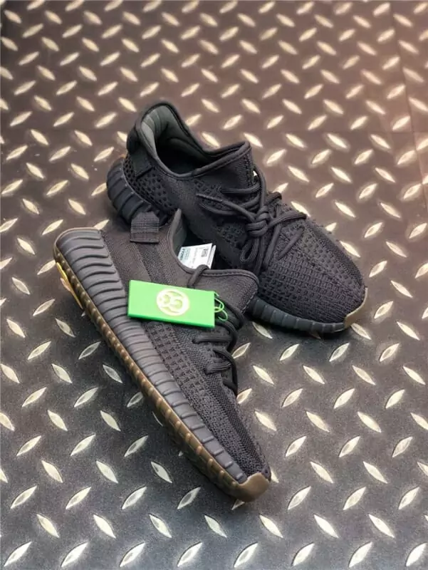 yeezy decontractees chaussures pour homme s_562a374